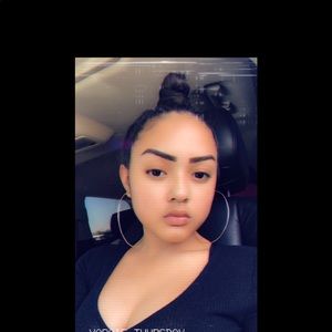 Meet your Posher, Yara